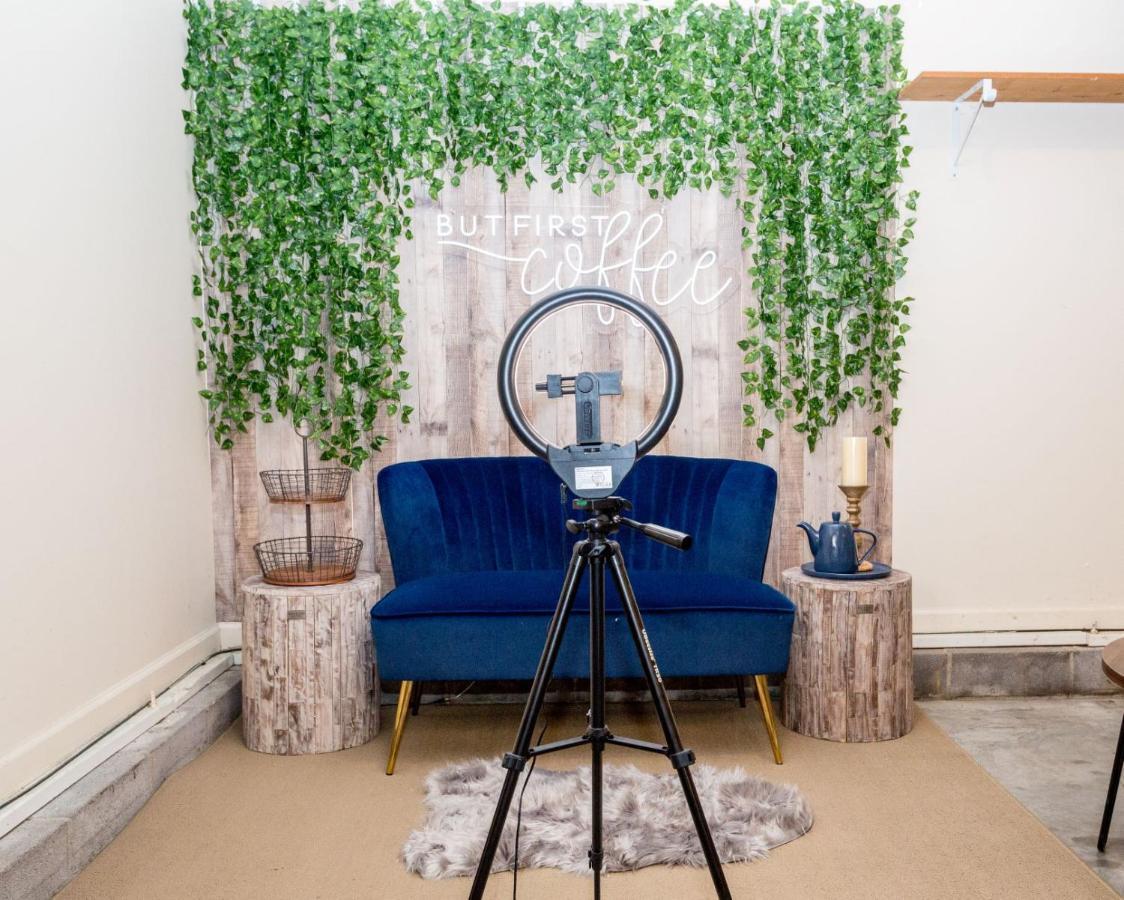 Once-In-A-Lifetime Coffee-Themed Stay For Up To 8 Clarksville Buitenkant foto
